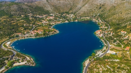 Građevinska zemljišta cca 510 m2 - cca 675 m2 | Atraktivna pozicija u blizini mora | Dubrovnik okolica